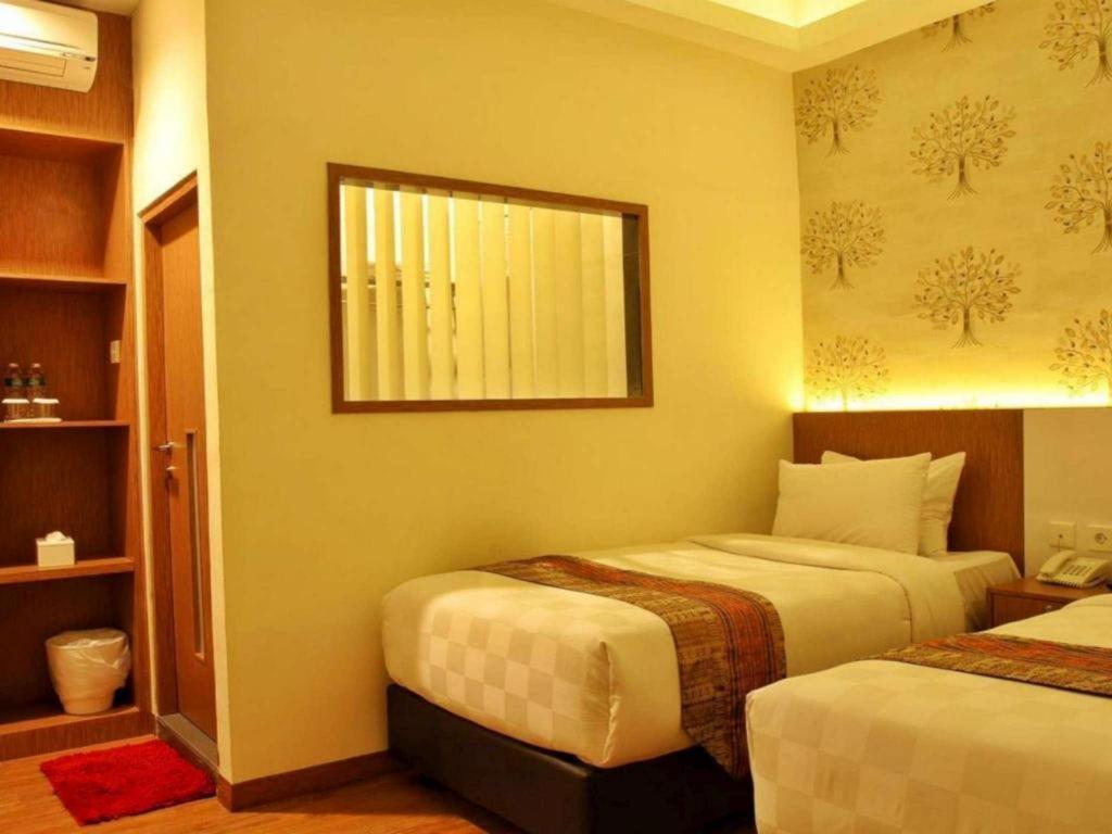 Deivan Hotel Padang  Ngoại thất bức ảnh